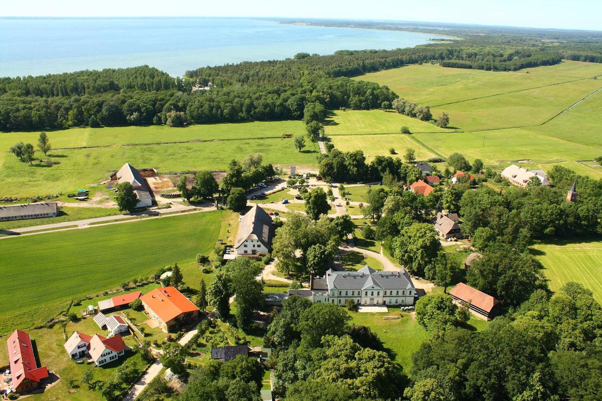 Residenz Am Ostufer Hotell Boek Exteriör bild